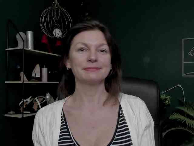 mrsVivian webcam