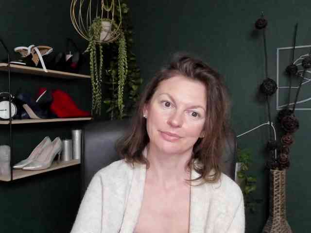 mrsVivian webcam