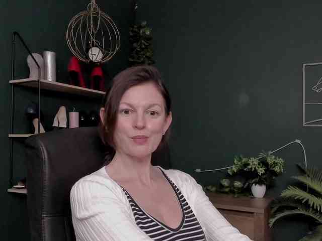 mrsVivian webcam