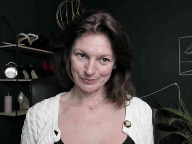 mrsVivian webcam