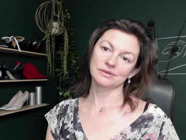 mrsVivian webcam