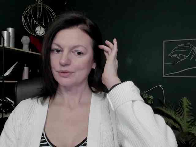mrsVivian webcam
