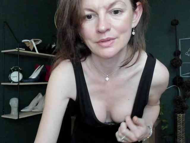 mrsVivian webcam