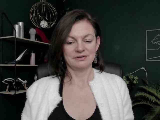 mrsVivian webcam