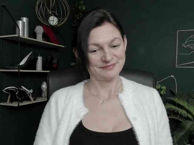 mrsVivian webcam
