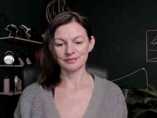 mrsVivian webcam