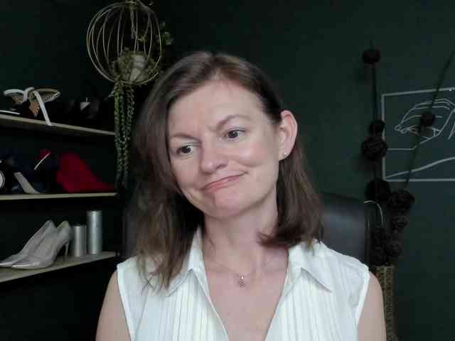 mrsVivian webcam