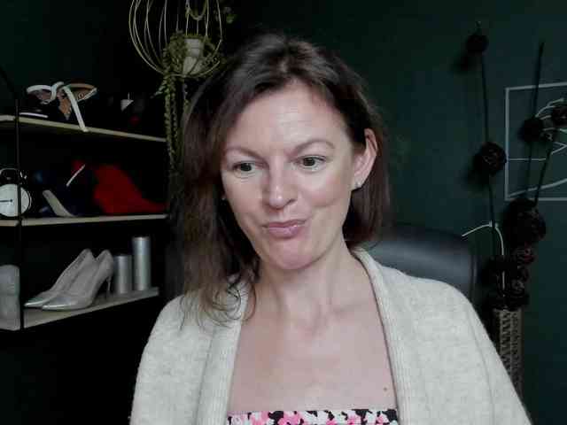 mrsVivian webcam