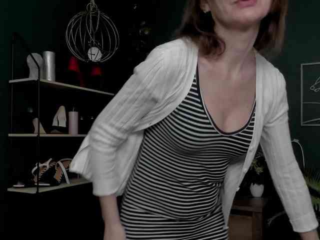 mrsVivian webcam