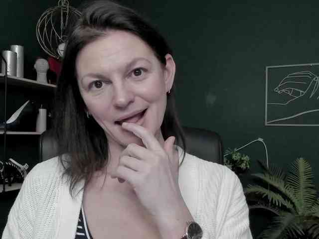 mrsVivian webcam