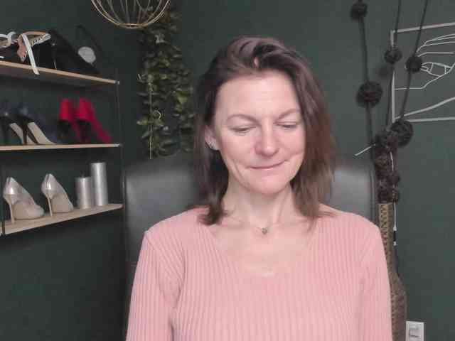mrsVivian webcam