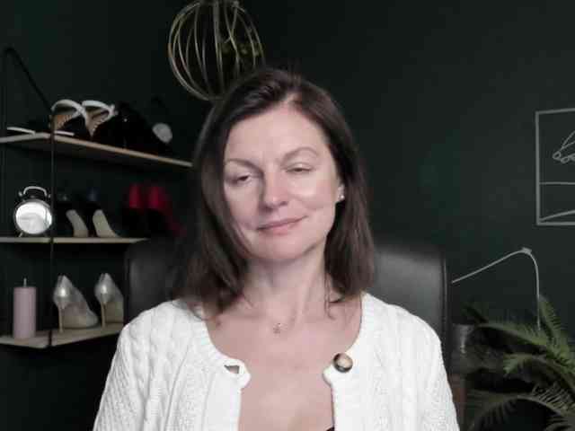 mrsVivian webcam