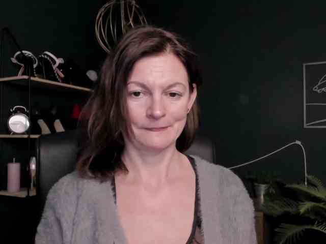 mrsVivian webcam
