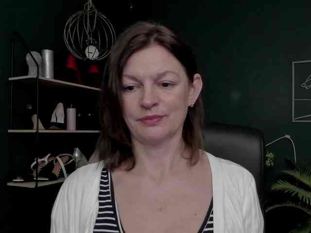 mrsVivian webcam