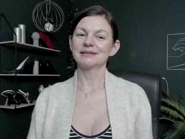 mrsVivian webcam