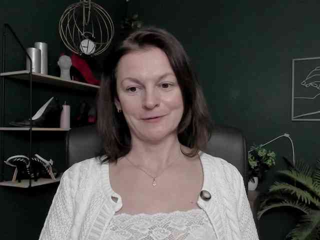 mrsVivian webcam