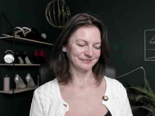 mrsVivian webcam