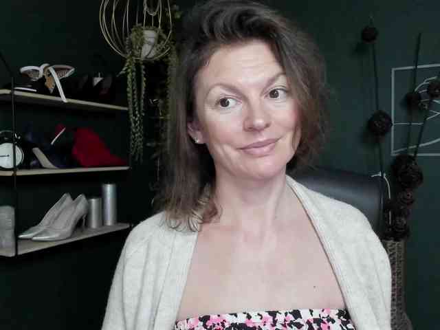 mrsVivian webcam