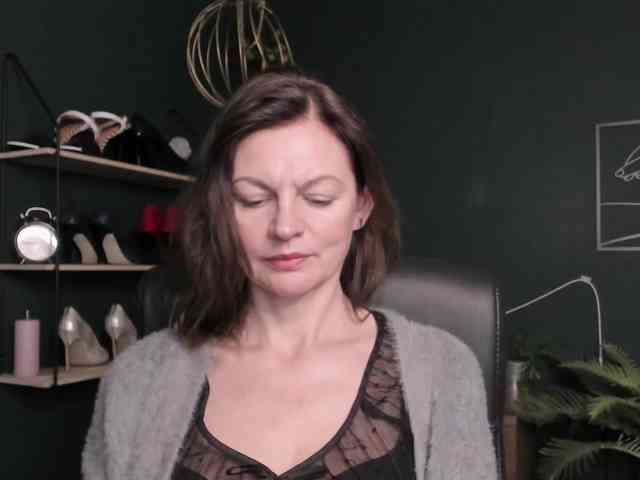mrsVivian webcam