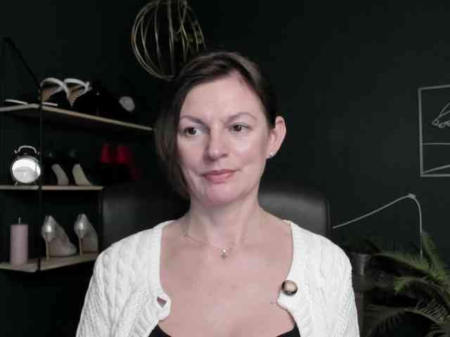 mrsVivian webcam