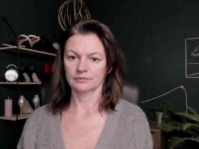 mrsVivian webcam