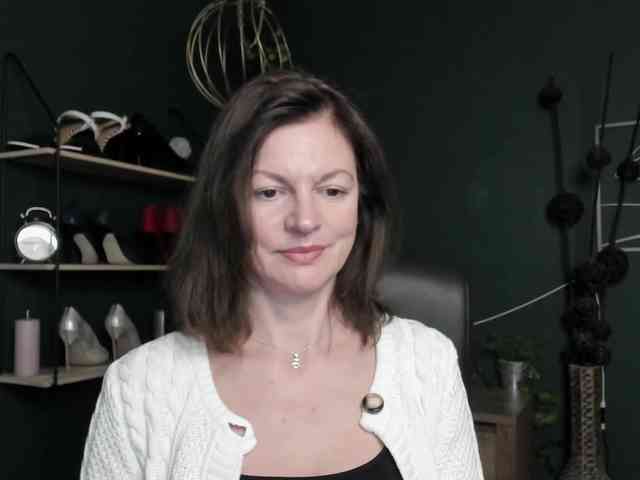 mrsVivian webcam