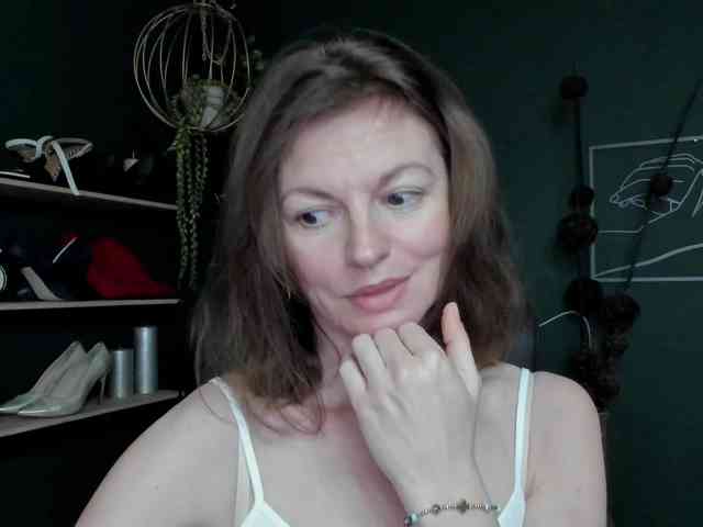 mrsVivian webcam