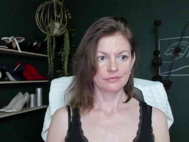 mrsVivian webcam