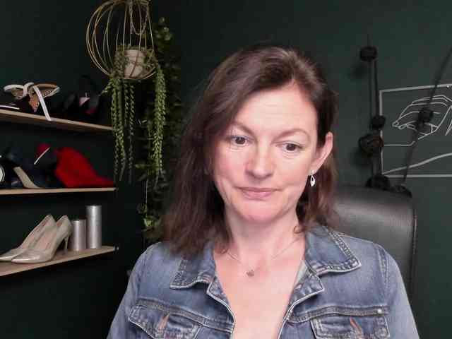 mrsVivian webcam