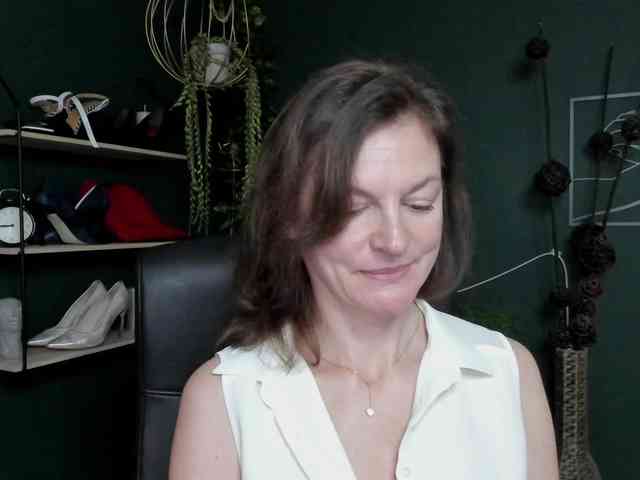 mrsVivian webcam