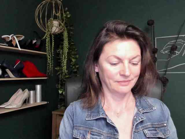 mrsVivian webcam