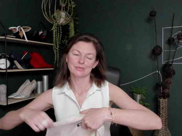 mrsVivian webcam