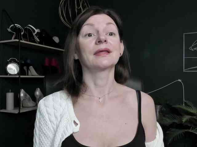 mrsVivian webcam