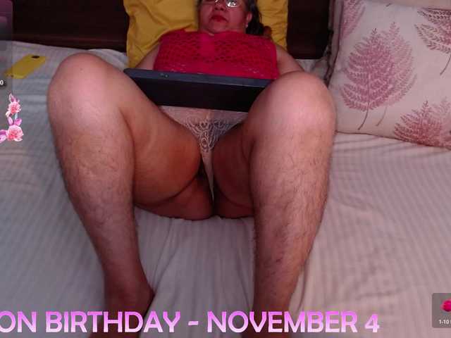 Preview of scarlett-dubois