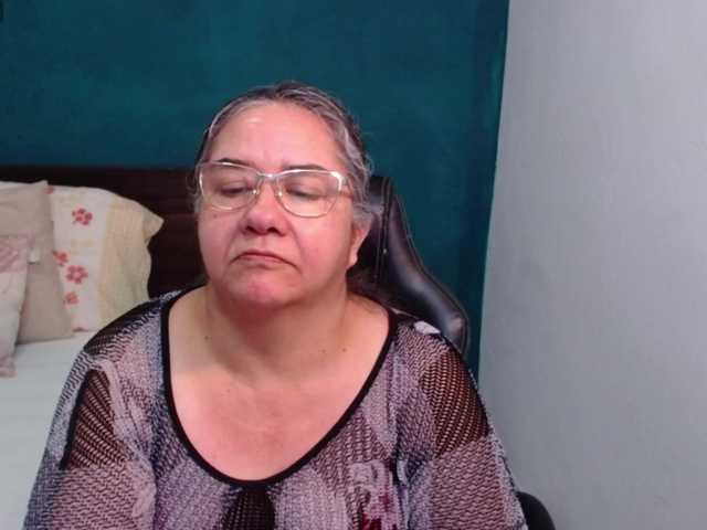 Preview of scarlett-dubois