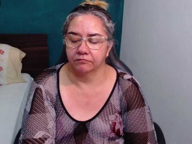 Preview of scarlett-dubois