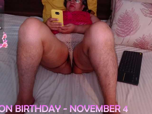 Preview of scarlett-dubois