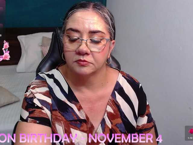 Preview of scarlett-dubois