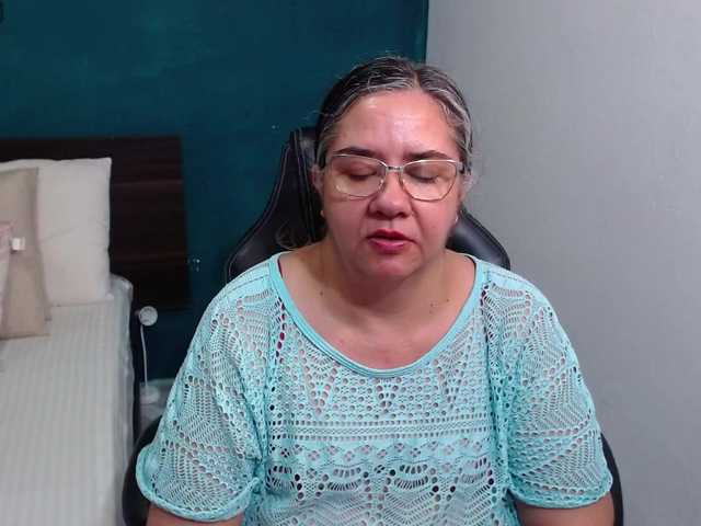 Preview of scarlett-dubois