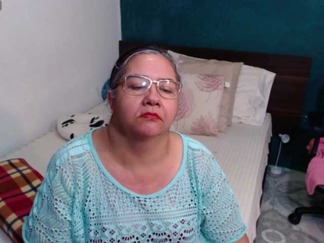 scarlett-dubois's BongaCams show and profile