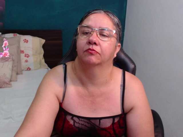 Preview of scarlett-dubois