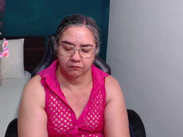 Preview of scarlett-dubois