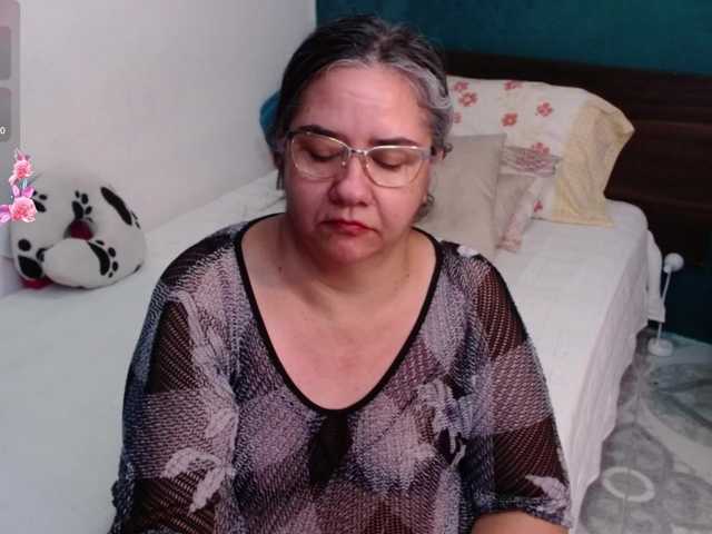 Preview of scarlett-dubois