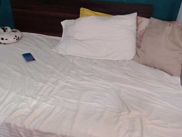 Preview of scarlett-dubois