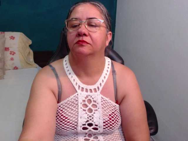 Preview of scarlett-dubois