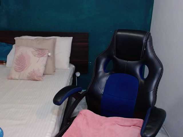 scarlett-dubois's BongaCams show and profile