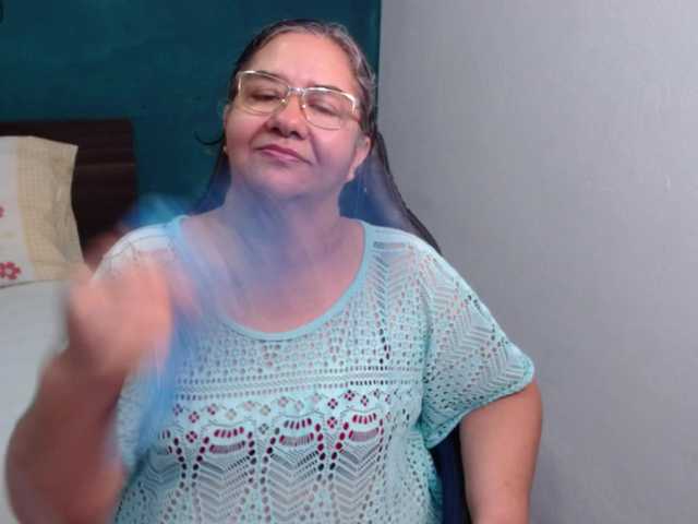 scarlett-dubois's BongaCams show and profile