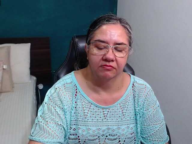 Preview of scarlett-dubois