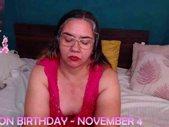 scarlett-dubois webcam