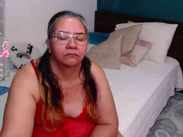 scarlett-dubois webcam